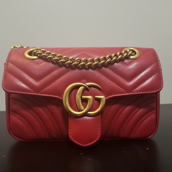 *SOLD*GG Marmont matelassé mini bag - Picture 4 of 13